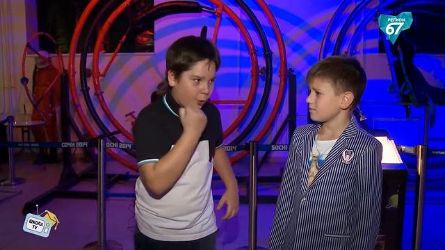 В Смоленске открыт набор в космонавты! Приключения в космическом парке "Космодрайв" смотреть онлайн