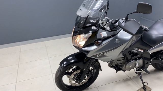 Suzuki V-Strom DL 650. ART 0087 смотреть онлайн