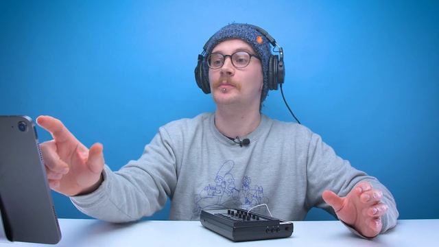 Making An Instrumental With Just Stylophones? | LOOTd смотреть онлайн