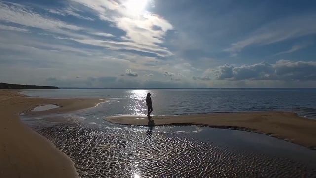 "Волга "( муз. и сл. Сергей Косточко).Поет Ольга Рыбникова. смотреть онлайн
