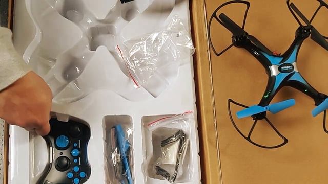 سعرها في متناول اليد من 10 الي 15 دولار ✈طائرة مسيرة بدون طيار ✈*SMART DRONE PRO للأطفال و الشباب смотреть онлайн