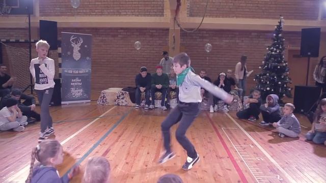 Big New Year Party FS - Breaking Battles (begginers, 1x1) FS dance studio (Minsk) смотреть онлайн