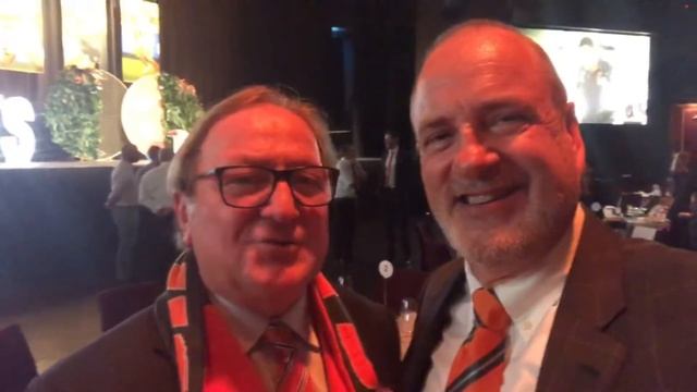 Coaching Legend Kevin Sheedy with Trevor смотреть онлайн