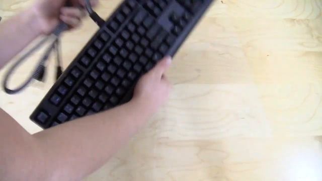 Tt eSPORTS MEKA G1 Illuminated Gaming Keyboard Unboxing & Overview смотреть онлайн