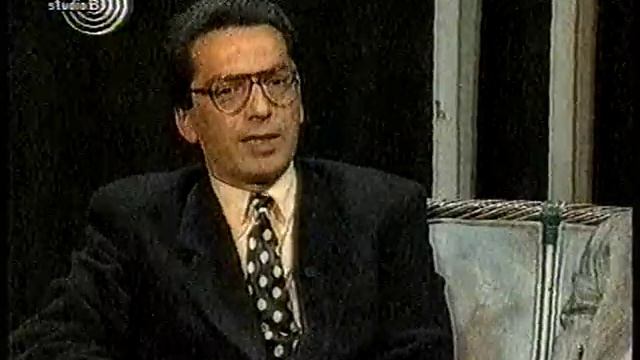 Profesor Dr. Dragan Radulovic (DSS) I Dragan Djilas - 1993 Utisak Nedelje (Studio B) 1/4