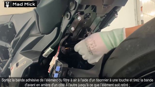 ZONTES ZT 350 V Air Filter Change FRENCH SUBTITLES смотреть онлайн