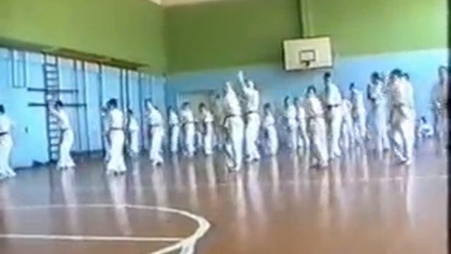 Аттестация в Киокушин-каратэ смотреть онлайн