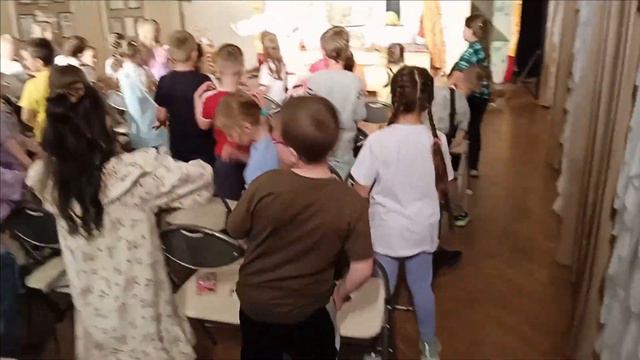 АНЯ ЗАНИМАЕТСЯ // ОБЗОР ПОКУПОК // АСЯ НА ЭКСКУРСИИ -- ЗООПАРК , КУКОЛЬНЫЙ ТЕАТР !! смотреть онлайн