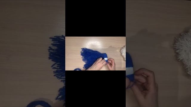 Чудесный гномик из ниток смотреть онлайн