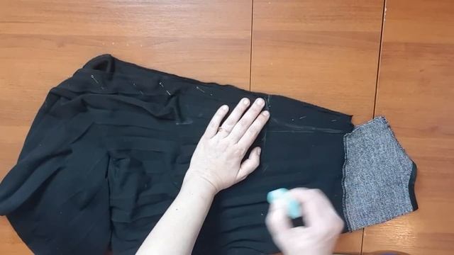 Удобная туника из старой юбки. смотреть онлайн