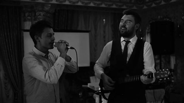 Белки на акации - Свадьба в стиле хиппи смотреть онлайн