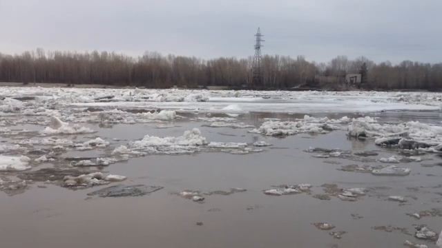 Лёд пошел смотреть онлайн