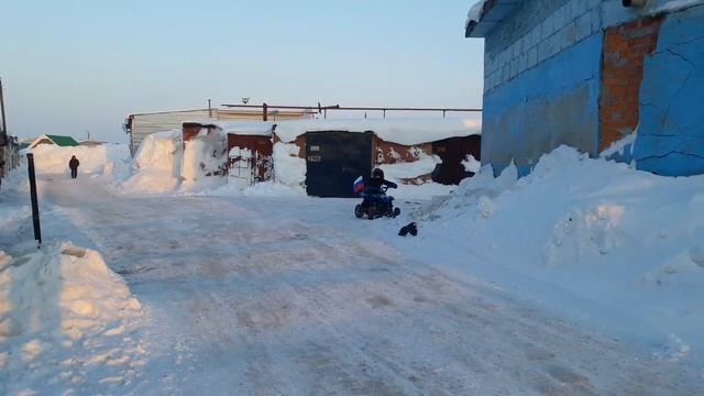 Весенние покатушки. Регион 89.mp4 смотреть онлайн