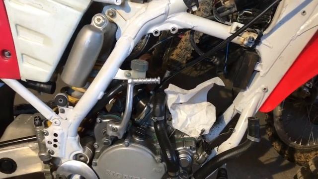1995 CR125 Build: Part 1 смотреть онлайн