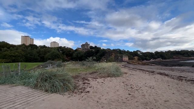 Заехали в Форд, а потом к замку на пляж в Шотландии смотреть онлайн