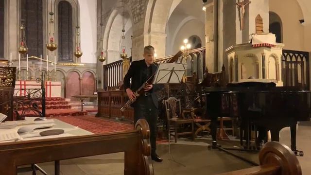 Mozart Bassoon Concerto in Bb Movement 3 смотреть онлайн