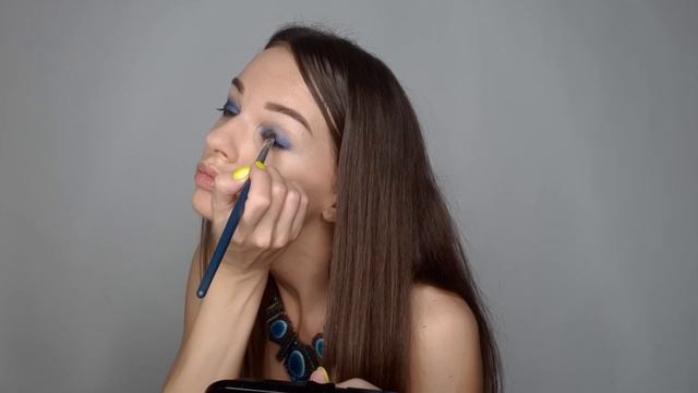 Синие смоки айс. Макияж смотреть онлайн