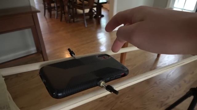 When Your Phone is at 1%... смотреть онлайн