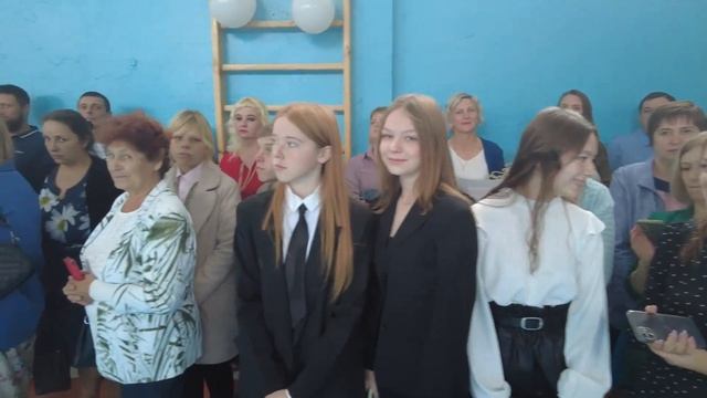 "День знаний" в Дзержинской СШ №1 смотреть онлайн