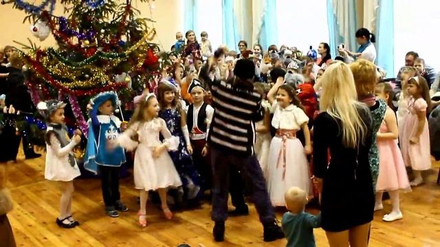 Утренник 1-ых классов СШ №24 г. Борисова смотреть онлайн