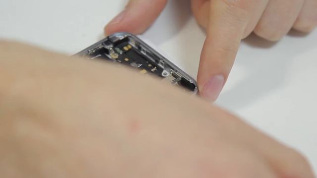 iPhone SE disassembly | Разборка iPhone SE | iFix смотреть онлайн