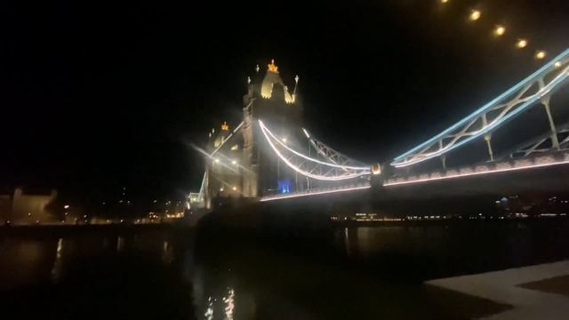 London Tour at Night | Tower Bridge | Big Ben | Westminster | @PavitarsinghLalwa смотреть онлайн