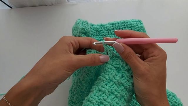 Вязаный пиджак крючком. Как связать воротник на пиджаке?