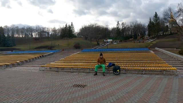 ?КАК МОНОКОЛЕСНИКУ ВЫЖИТЬ В ГОРОДЕ смотреть онлайн