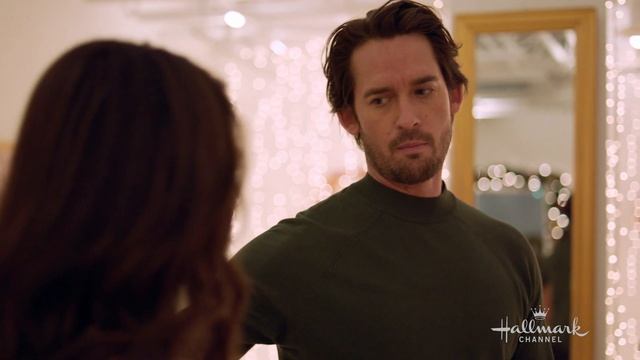 Preview + Sneak Peek - Christmas Waltz - Starring Lacey Chabert смотреть онлайн