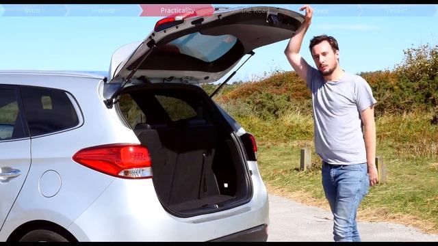 Kia Carens 4K 2016 Review - Car Keys