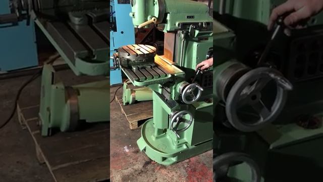 VIDEO 2019 12 07 13 53 30 Продам Универсально фрезерный станок TOS FN A 22 смотреть онлайн