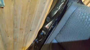 Nissan Navara D40 2005-2015 снятие обшивки двери.