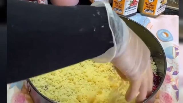 Песочное тесто с вкууусным конфитюром и нежной меренгой,ммм ? Пирог Черепаха