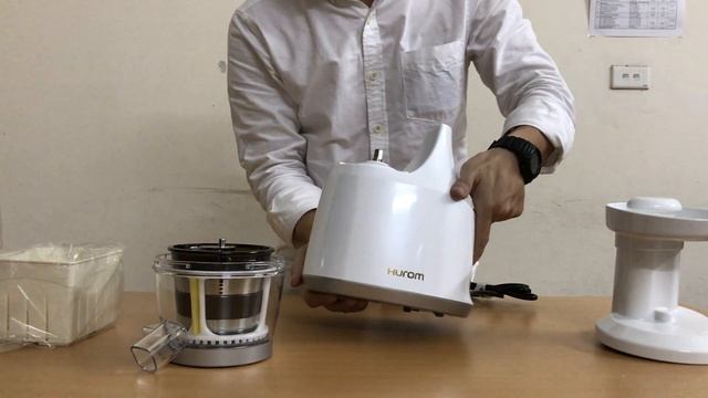 Mở hộp máy ép chậm Hurom HU 400 смотреть онлайн