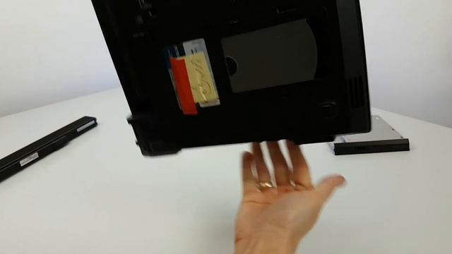 Jak podłączyć drugi dysk HDD SSD do laptopa zamiast nagrywarki? Kieszeń adapter na dysk ramka 2,5" смотреть онлайн