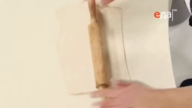 Как раскатать слоеное тесто / мастер-класс от шеф-повара / Илья Лазерсон / Обед безбрачия смотреть онлайн