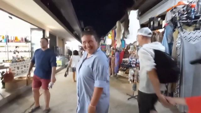 #витязево!енот отрывается!точка вкусняшкек!Катя и Оксана в гостя !примерки 6 августа 2022 г.