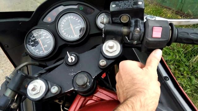 заводка на холодную Сузуки РФ 400. смотреть онлайн