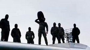 Тает лед (военная версия)