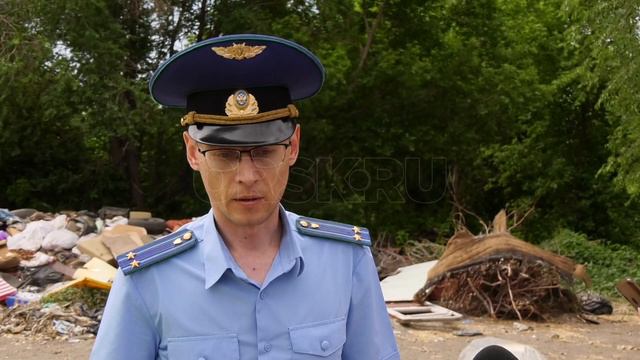 Город продолжает обрастать мусором и не думает останавливаться 5