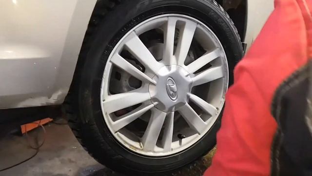 Веста1.8 робот, замена масла на почти юбилейном 100000ом пробеге.