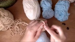 МК//Вязаная игрушка "Мишка в пижаме". Часть 2.