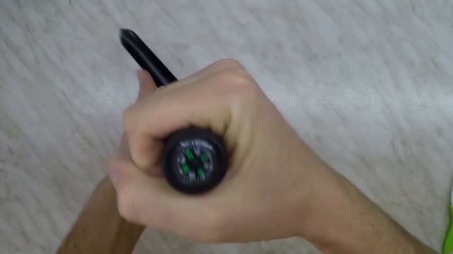 Раскладная походная лопатка с компасом смотреть онлайн