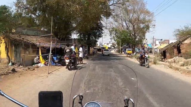 Chennai To Kolli Hills In Meteor 350 | Dangerous 70 Hairpin Bends | Tamil Vlog | Bike Ride смотреть онлайн