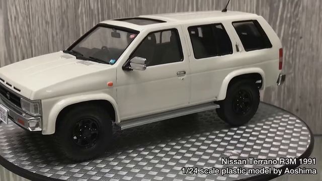 Nissan Terrano R3M’ 91 1/24 Scale Car Modelkit By Aoshima