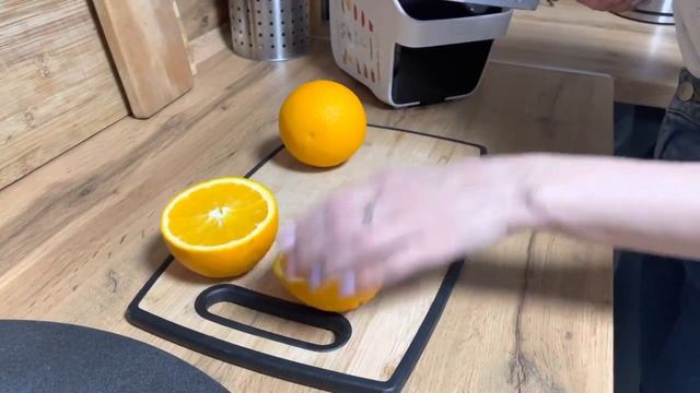Мясорубка Bosch Compact Power MFW3850B. Обзор насадок. Пресс для цитрусовых смотреть онлайн