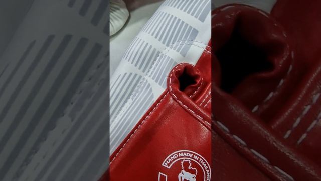 Боксови Ръкавици RWS X VENUM White смотреть онлайн