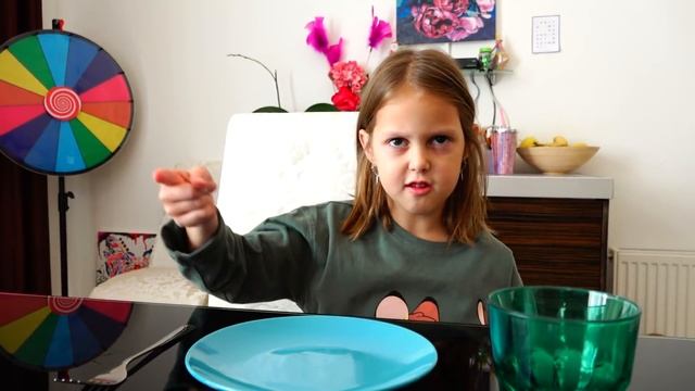 БАРБИ БАБУШКА! Амелия спрятала Волшебные Коробки! Но Бабушка и Муся их нашли! Что же теперь будет? смотреть онлайн