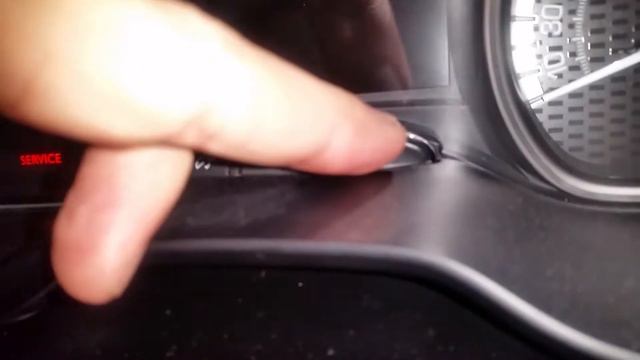 Peugeot 208 - Apagar luz do Service смотреть онлайн