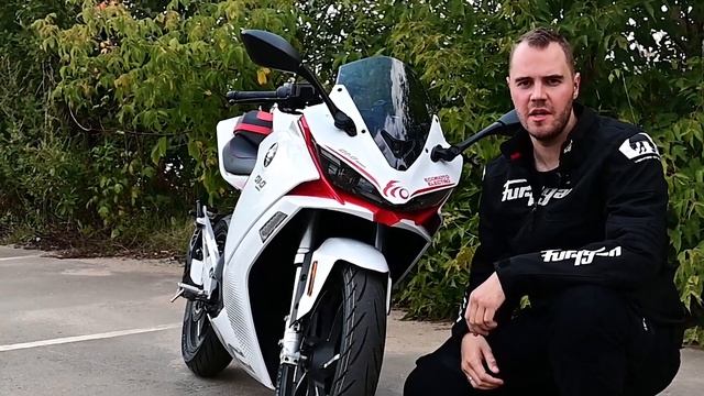 РАЗВЕ ЭТО КИТАЙ?! ПЕРВЫЙ ОБЗОР НА QJ MOTOR RX 5000D смотреть онлайн